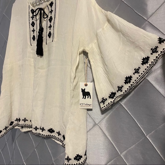 ⭐️HP⭐️ Pj Salvage Tribal Travels Top - Picture 8 of 8